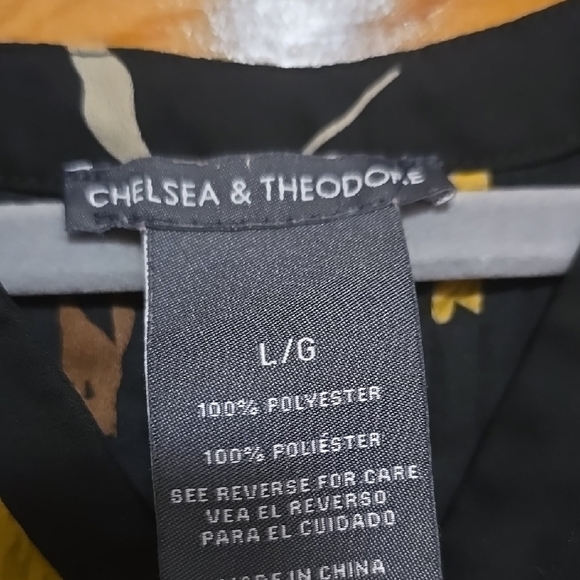 Chelsea & Theodore Black Sleeveless Buttoned Blouse L - Picture 2 of 3